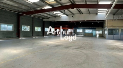 Locaux mixtes 1600 m² à louer Antibes - Offre immobilière - Arthur Loyd