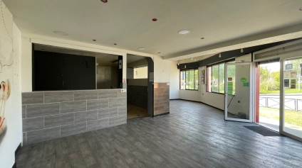 LOCAL COMMERCIAL DE 65 M2 A LOUER A SOISSONS - Offre immobilière - Arthur Loyd