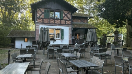 LOCAL COMMERCIAL à VENDRE de 236.38 m² - Offre immobilière - Arthur Loyd