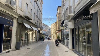 Local commercial à céder en centre ville de Valence avec grande visibilité - Offre immobilière - Arthur Loyd