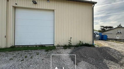A LOUER Local d'activité de 110m2-Cosnac - Offre immobilière - Arthur Loyd