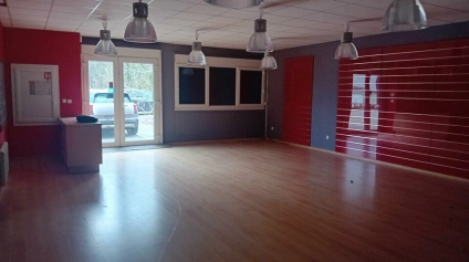 Saint Rémy Zone Californie - Local commercial 296 m² à louer - Offre immobilière - Arthur Loyd