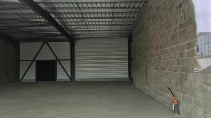 RARE, A vendre, proche supermarché, local de 274 m² - Offre immobilière - Arthur Loyd