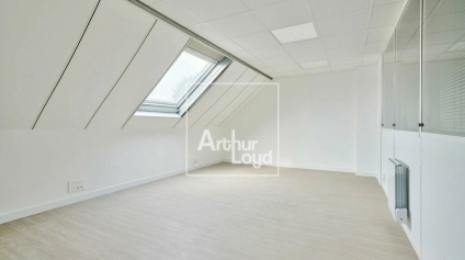 EVRY COURCOURONNES - Bureaux rénovés - Offre immobilière - Arthur Loyd
