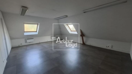Bureaux avec point d'eau à louer - Offre immobilière - Arthur Loyd