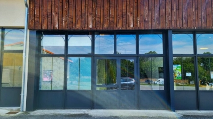 SAINT BENOIT - ROCADE - LOCAL PROFESSIONNEL de 187m² - BUREAUX OU ACTIVITES ARTISANALES A VENDRE OU A LOUER - Offre immobilière - Arthur Loyd