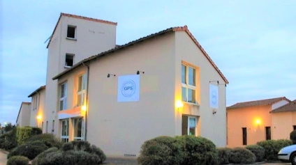 A VENDRE - LOCAL COMMERCIAL - GRAND POTIERS SECTEUR CHASSENEUIL DU POITOU - Offre immobilière - Arthur Loyd