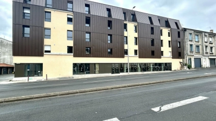 A VENDRE - OPPORTUNITÉ COMMERCIALE EXCEPTIONNELLE AU COEUR DE POITIERS - 283m²<br /> - Offre immobilière - Arthur Loyd