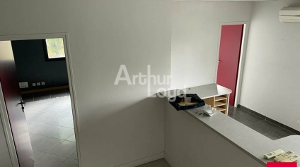 BLOIS - LOCATION BUREAUX DE 76,60 M² - Offre immobilière - Arthur Loyd