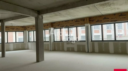 BLOIS - A LOUER - BUREAUX DE 352,80 M² - PROCHE GARE - Offre immobilière - Arthur Loyd