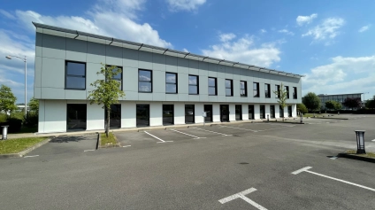 À LOUER IMMEUBLE DE BUREAUX 1284 M2 À LACROIX-SAINT-OUEN PARC TERTIAIRE - Offre immobilière - Arthur Loyd