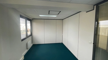 A LOUER BUREAUX 63 M2 COMPIEGNE - ZAC DE MERCIÈRES - Offre immobilière - Arthur Loyd