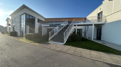 VENTE - LOCATION BUREAUX NEUFS - PARKING - PORNIC - 113 - - 75 m2 - Offre immobilière - Arthur Loyd