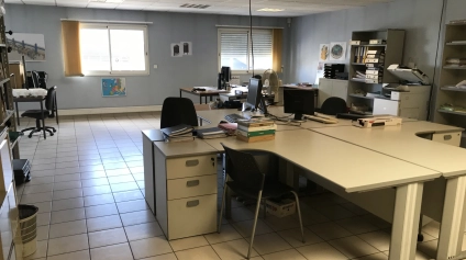 LOCATION BUREAUX - PARKING - MONTOIR DE BRETAGNE - 193 M2 - Offre immobilière - Arthur Loyd
