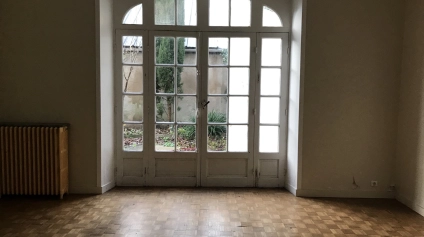 LOCATION BUREAUX - PARKING - SAINT NAZAIRE - 390 M2 - Offre immobilière - Arthur Loyd
