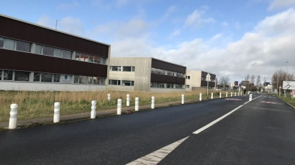 LOCATION - BUREAUX - OPENSPACE - 200M2 - MONTOIR - CADREAN - Offre immobilière - Arthur Loyd