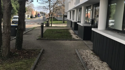 A VENDRE - A LOUER - BUREAUX - 440 M2 -ST NAZAIRE - OUEST - UNIVERSITE - Offre immobilière - Arthur Loyd