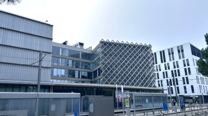 Locaux commerciaux à louer à Lormont avec linéaire de vitrine de 30 mètres - Offre immobilière - Arthur Loyd
