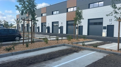 Locaux d'activités à louer à Gradignan avec livraison clé en main - Offre immobilière - Arthur Loyd