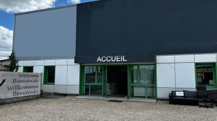 Bureaux à louer à Cadaujac plateau de 300 m² de plain pied avec parkings - Offre immobilière - Arthur Loyd