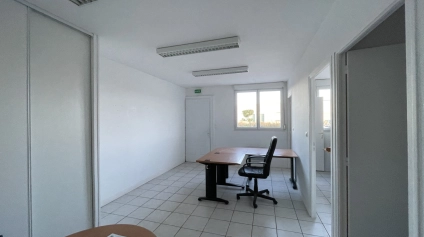 Bureaux à louer à LE VIEIL EVREUX 27930 - Offre immobilière - Arthur Loyd