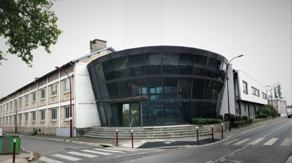 Locaux d activité à louer à Bezons accès tram et parkings extérieurs - Offre immobilière - Arthur Loyd