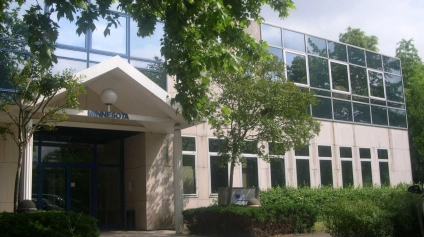 Bureaux à louer à Eragny avec fibre optique et accès autoroute A15 - Offre immobilière - Arthur Loyd