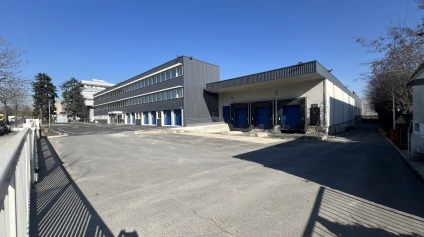 Entrepôt à louer Le Blanc-Mesnil accès autoroutier et quais de chargement - Offre immobilière - Arthur Loyd