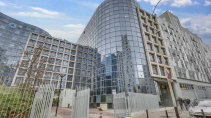Bureaux à louer à Courbevoie dans immeuble moderne avec ERP possible - Offre immobilière - Arthur Loyd