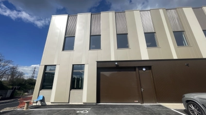 Bureaux à louer Gennevilliers surface modulable dès 100 m² double accès - Offre immobilière - Arthur Loyd