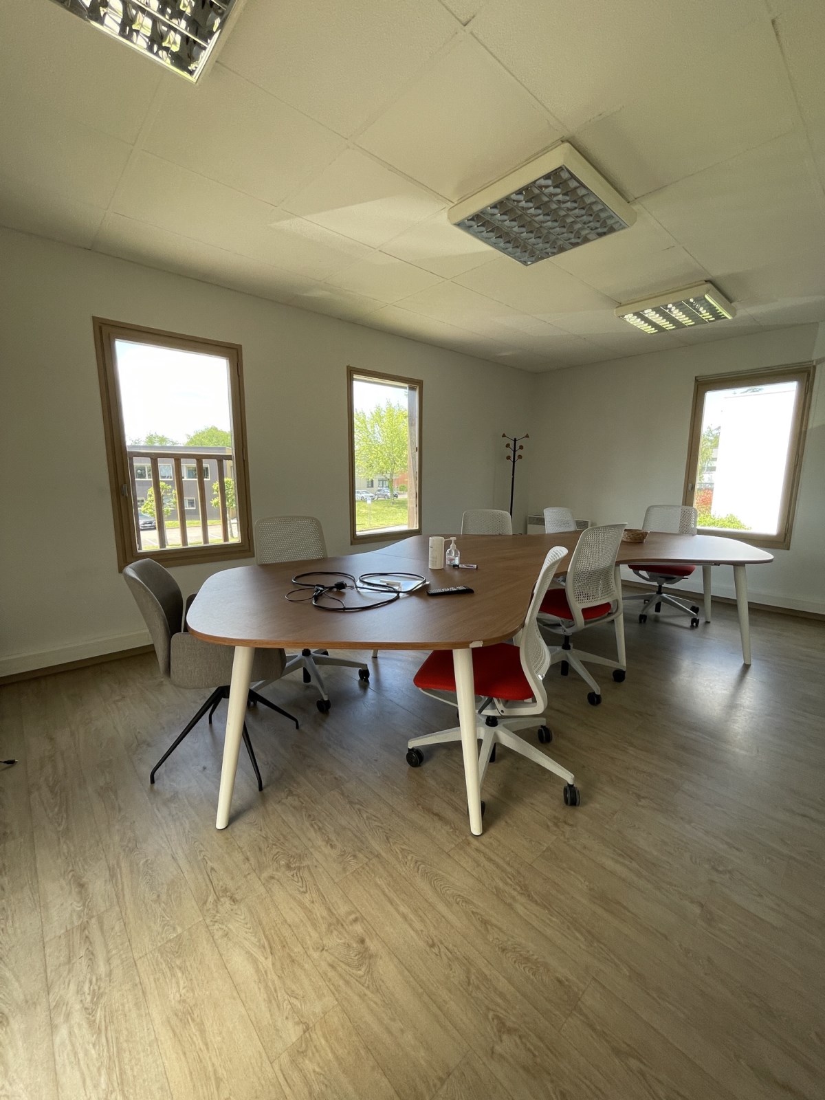 Bureaux à vendre à MONT SAINT AIGNAN 76130